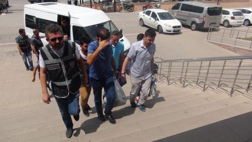 FETÖ'cüler himmet paralarını yurt dışına elden götürülmüş