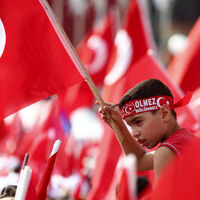 Türkiye "Demokrasi ve Şehitler Mitingi için meydanlarda