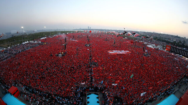 Habertürk yazarlarından Yenikapı izlenimleri