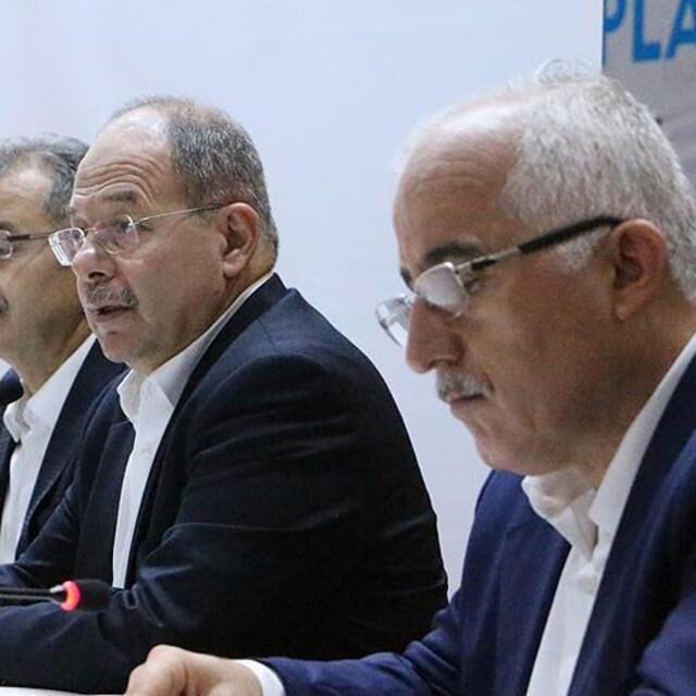 Sağlık Bakanı Akdağ: Doktorları özel sektörde çalışan eşinin yanına yollamayacağız