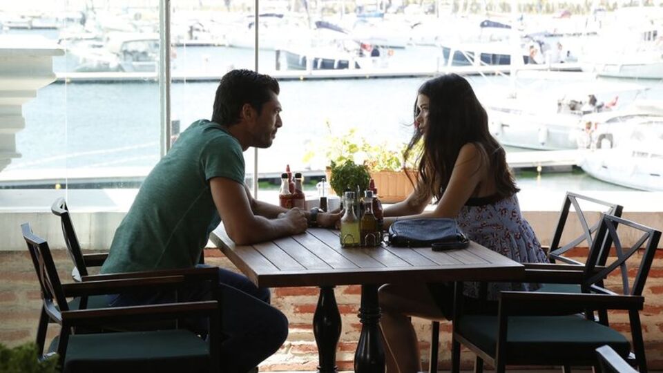 Gülümse Yeter'de ateş bacayı sardı!