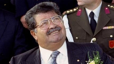 Özal döneminin Sağlık Bakanı'ndan flaş FETÖ açıklaması