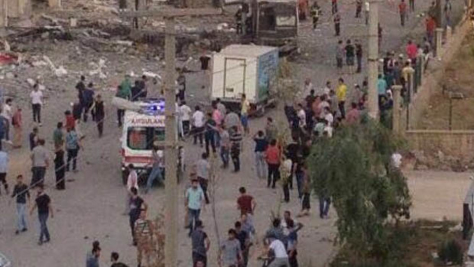 PKK'dan Mardin ve Diyarbakır'da alçak saldırı!