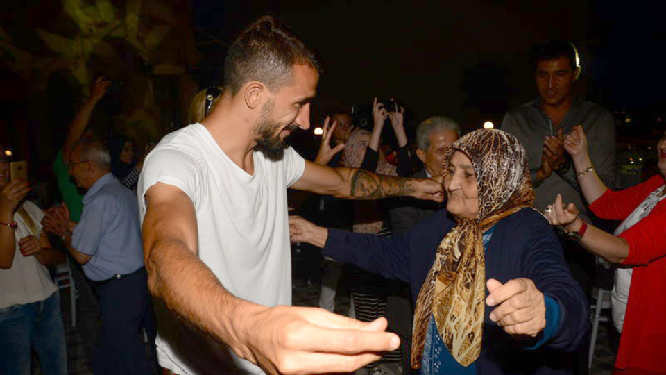 Mehmet Topal'dan moral buluşması