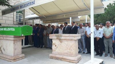 Neşet Ertaş'ın ağabeyi toprağa verildi