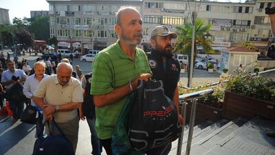 Eski emniyet müdürünün evinde 'Gülen' imzalı not