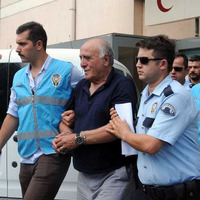 Hakan Şükür'ün babası tutuklandı!