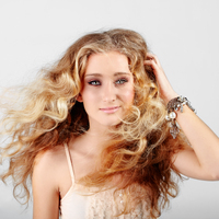 Saçınız dökülüyorsa sebebi bu olabilir!