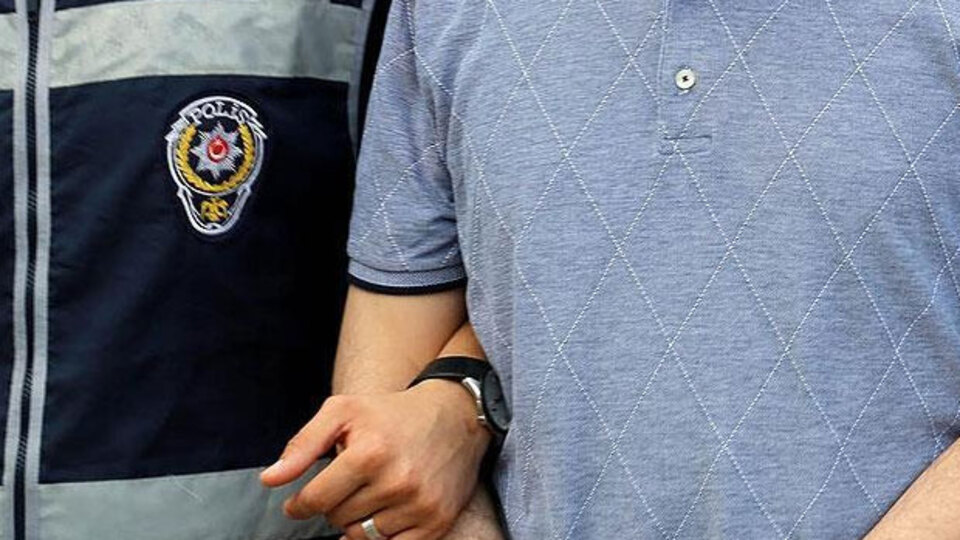 Eski Zaman gazetesi yazarı Ali Ünal tutuklandı