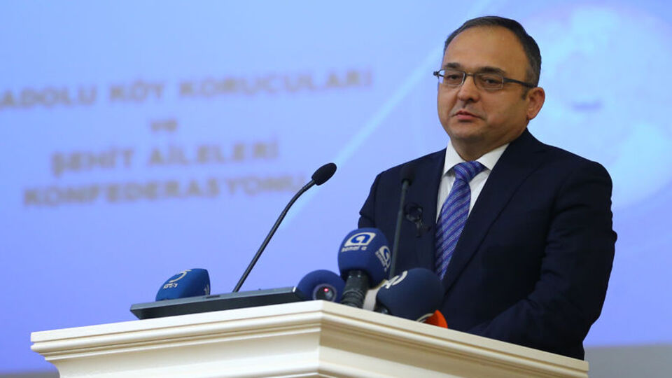 'Evet, Savcı Ferhat Sarıkaya'ya zarf içinde para götürdüm'