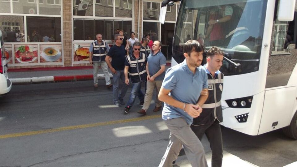 FETÖ'nün himmet tarifesi! Bekar 125, evli 100 TL