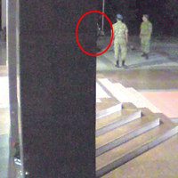 Komutanı kahramanın evinde! Kabri başında 1 saat kaldı!