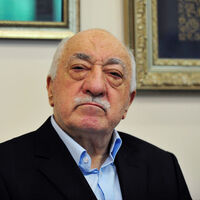 FETÖ elebaşı için bir kırmızı bülten daha!