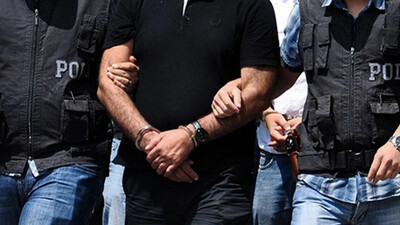 10 adrese FETÖ baskını