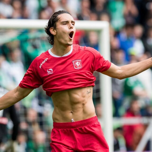 Enes Ünal tarihe geçti!