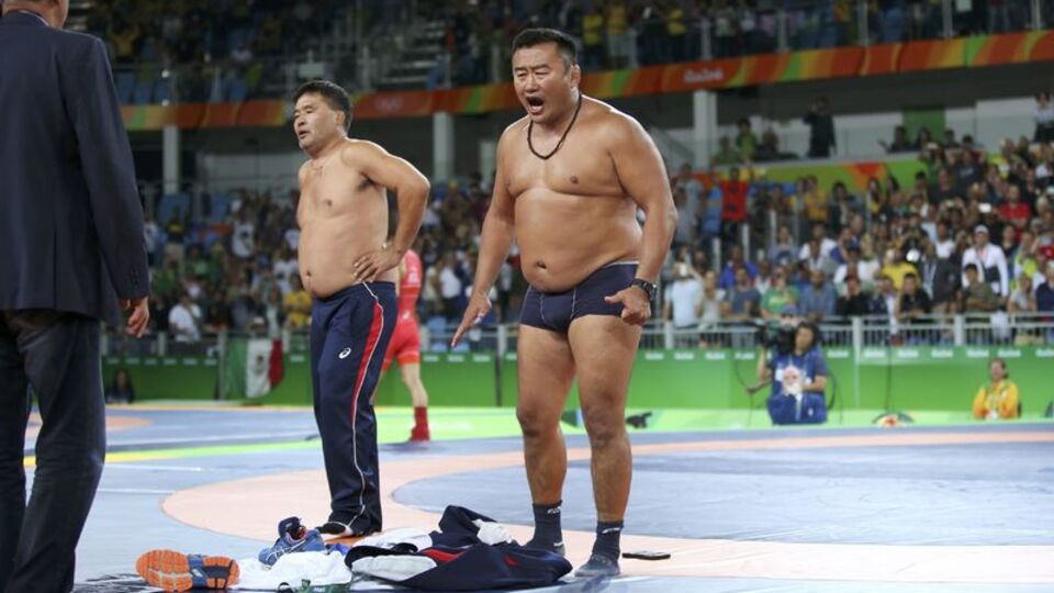 Yok böyle protesto!