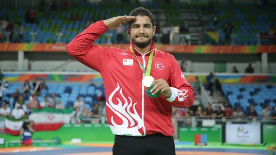 "Başıma ağrılar girdi"