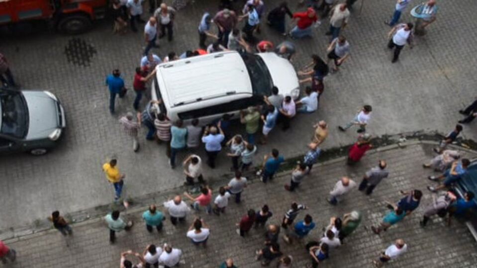 Yer: Rize! Yüzlerce kişi seferber oldu!