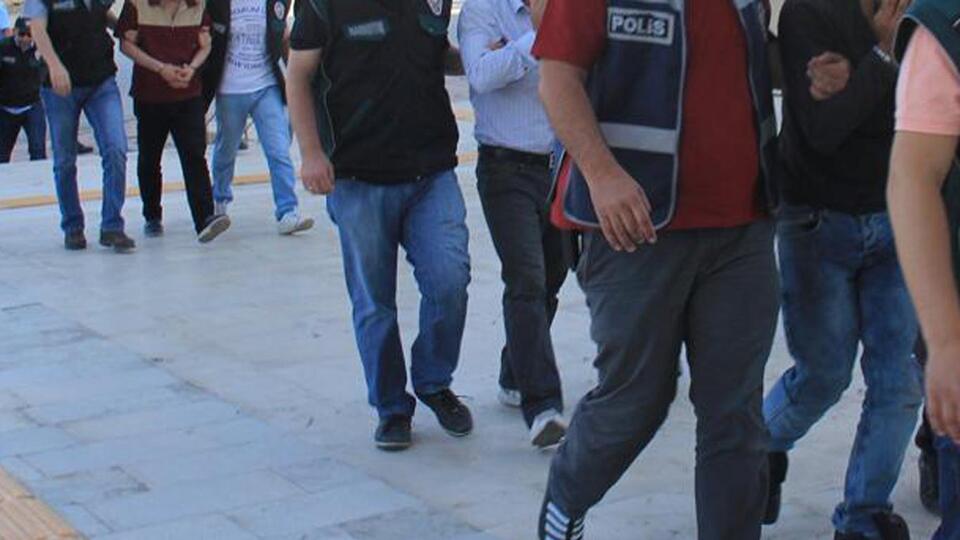 22 adliye personeli tutuksuz yargılanmak üzere serbest  