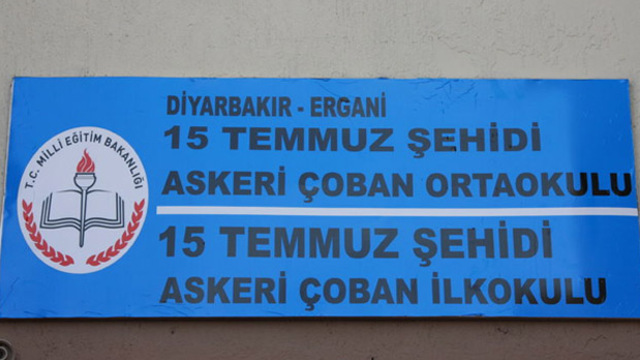 Darbeci Evren adı yerine darbeye karşı çıkan şehidin adı