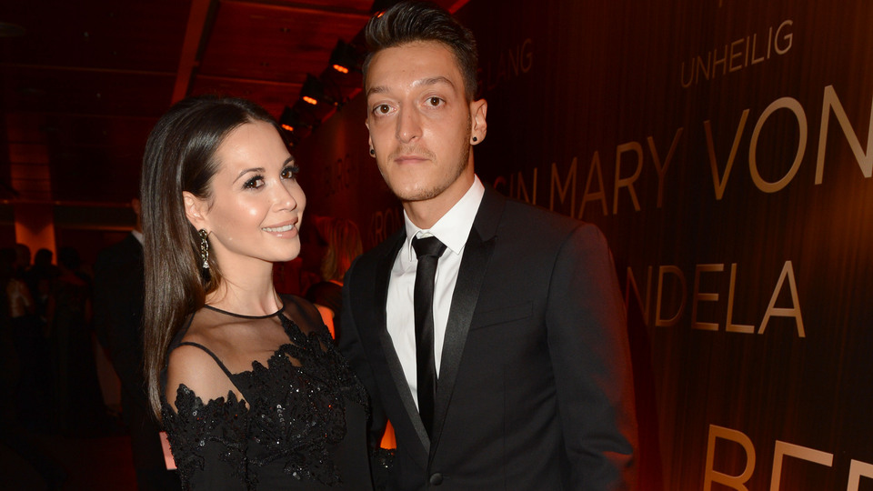 Mesut yine şaşırttı!