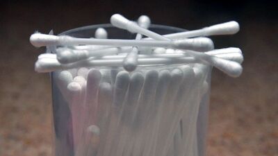 Kulak çubuğuyla değilse nasıl temizleyeceğiz?