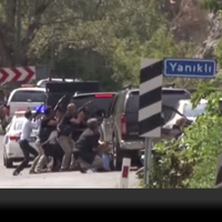 Kılıçdaroğlu'nun konvoyuna saldırı! 1 şehit, 2 asker yaralı!