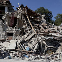 İtalya'da deprem bölgesinde OHAL
