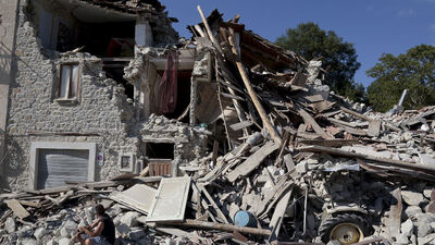 İtalya'da deprem bölgesinde OHAL