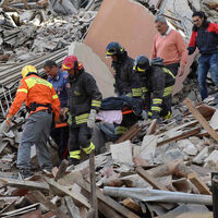 İtalya'daki depremde ölü sayısı 290'a yükseldi