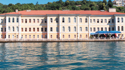 Kabataş Erkek 'pansiyonu' çözdü