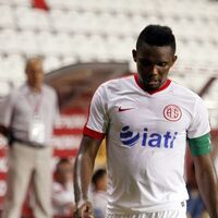 Eto'o bir ilk yaşadı!