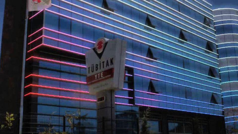 TÜBİTAK'ta FETÖ operasyonu!