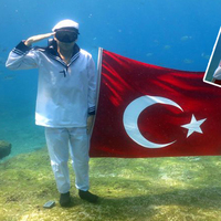Denizde Türk bayrağı açtılar
