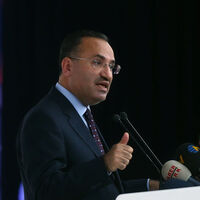 Kılıçdaroğlu ve Feyzioğlu'na çağrı: İdeolojik mahalle baskısına rağmen...