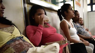 Singapur'da hamilelere Zika uyarısı