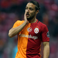 Tarık Çamdal imzaladı