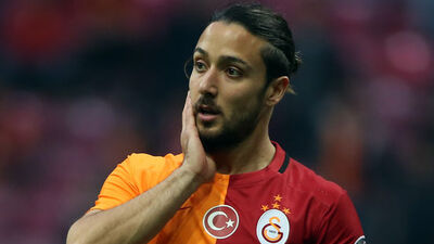 Tarık Çamdal imzaladı