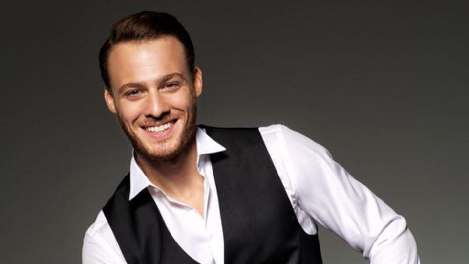 Kerem Bürsin hayranlarını sevindirecek!