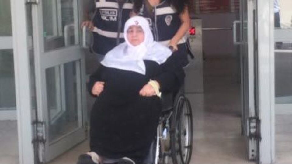 FETÖ imamı Adil Öksüz'ün kayınvalidesi tutuklandı