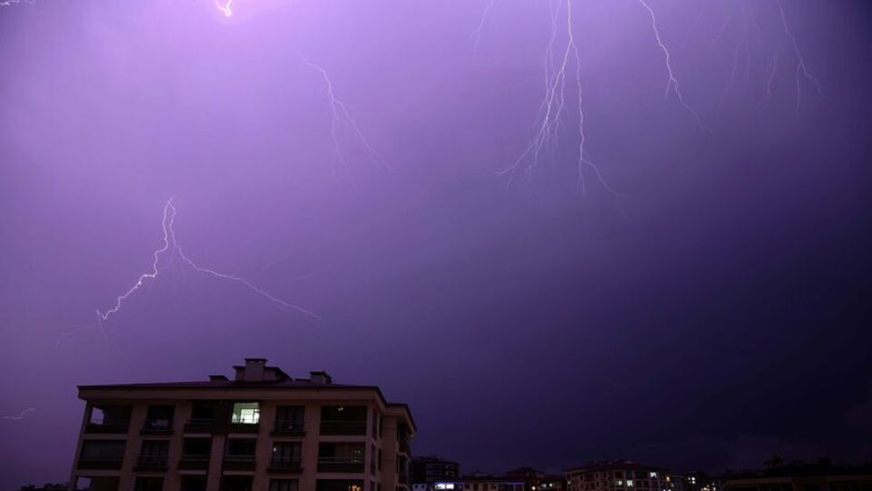 Meteoroloji'den 3 bölgeye uyarı!