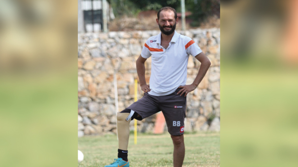 "Futbolcu olamıyorsam antrenör olabilirim"