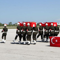 Hakkari şehitlerine uğurlama