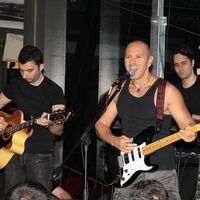 Demirkan'ın konserinde oryantal dans yarışması