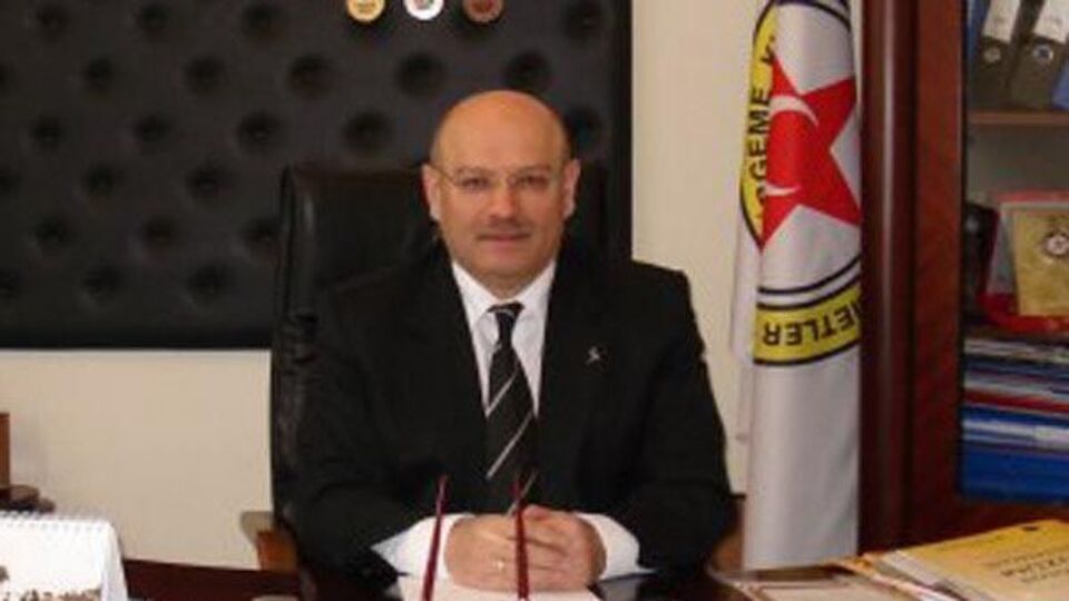 Ahmet Altın göreve iade edildi