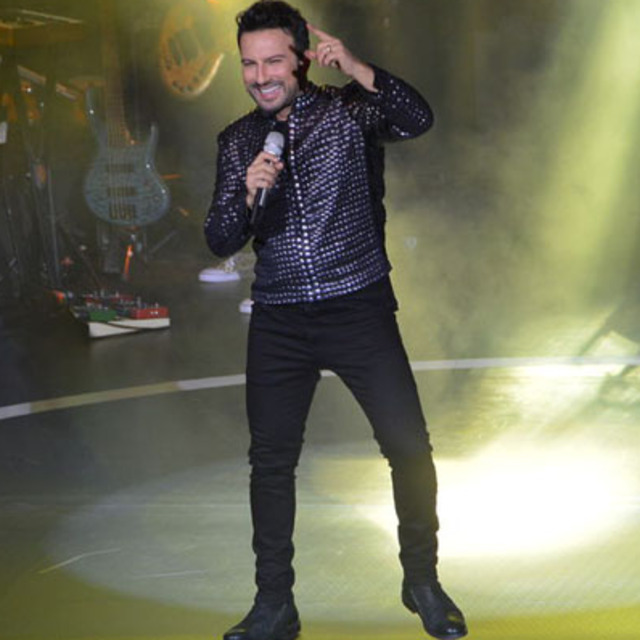 Tarkan oynattı!