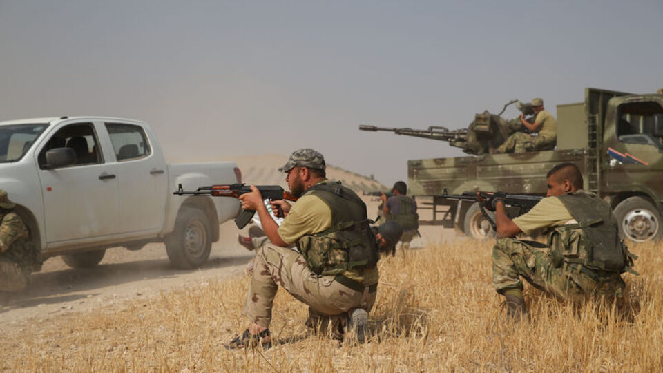 HABERTÜRK, Azez-Cerablus koridorundaki ÖSO gruplarını mercek altına aldı!