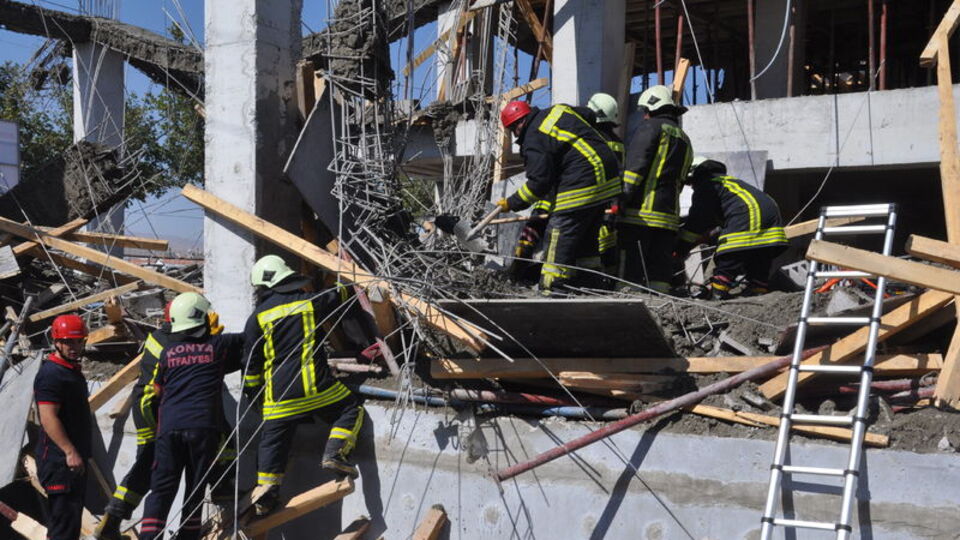 Konya'da okul inşaatında göçük: 1 ölü