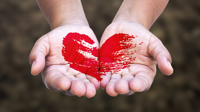 Sadece 1 kişi 8 kişiyi kurtarıyor!