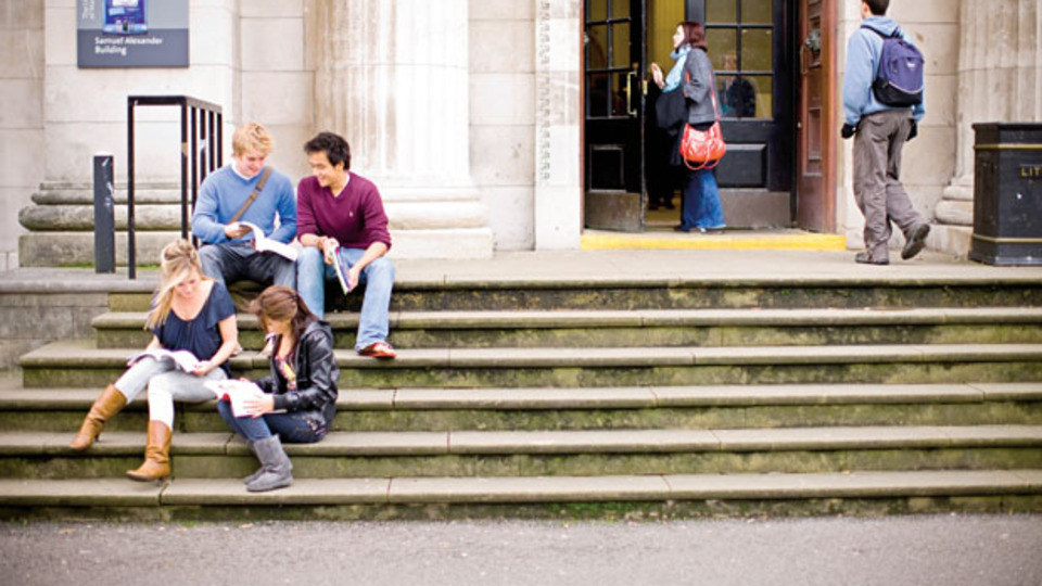 Yurtdışı üniversitelerde denkliğe dikkat!